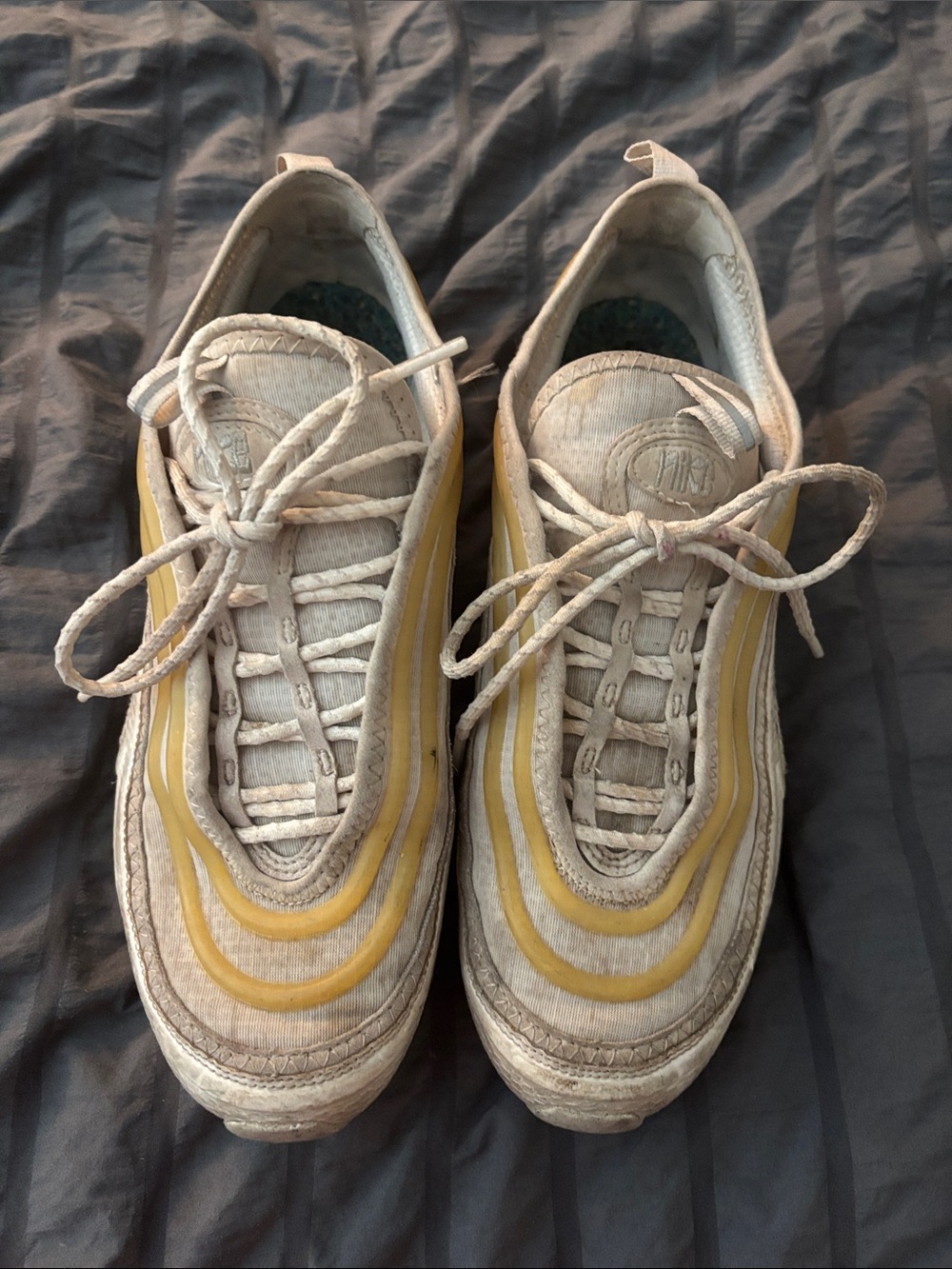 Nike air max White and Yellow Lace-Up Sneakers